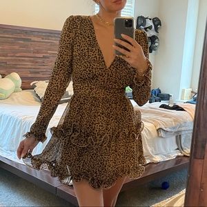 Low cut Ruffle Selfie Leslie Mini Dress - Animal print - Cheetah